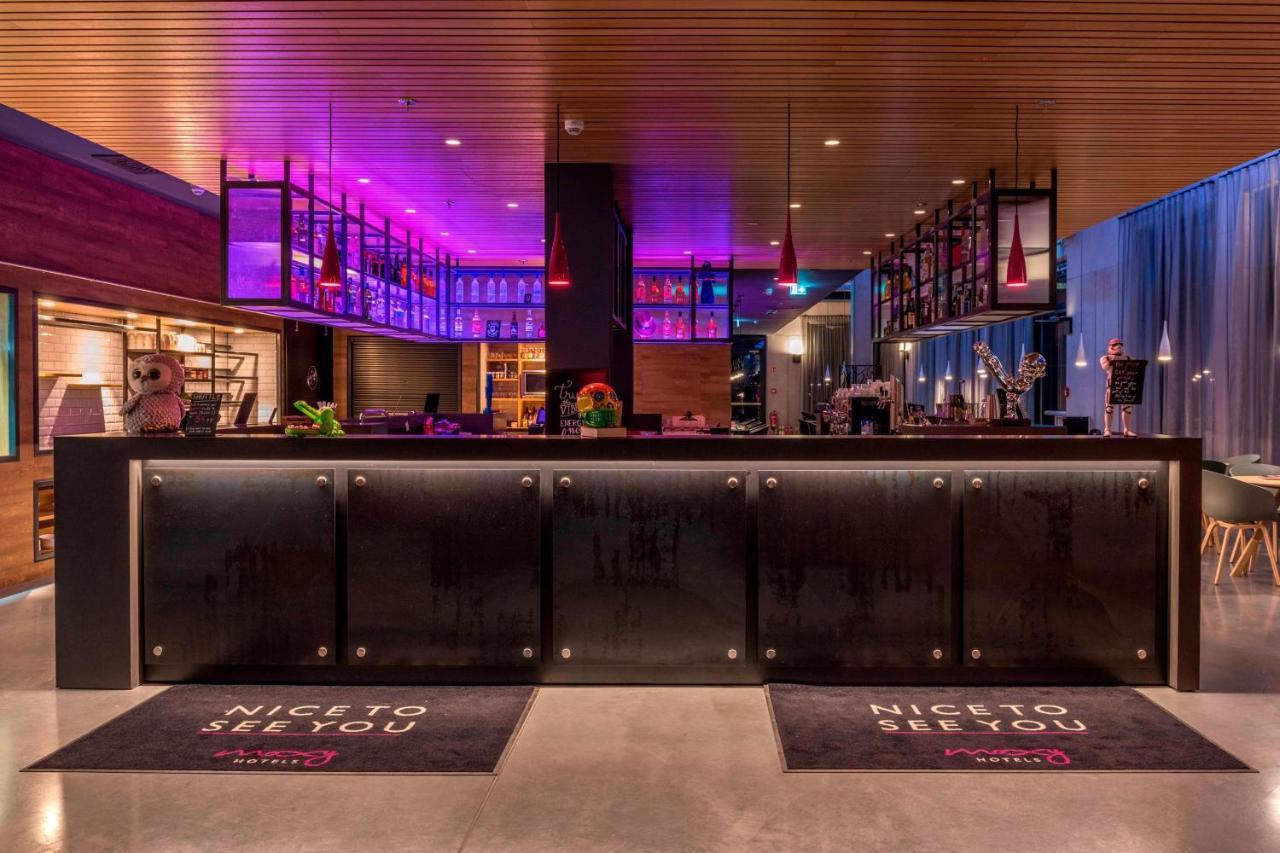 Moxy Frankfurt Airport Hotel Frankfurt am Main Ngoại thất bức ảnh