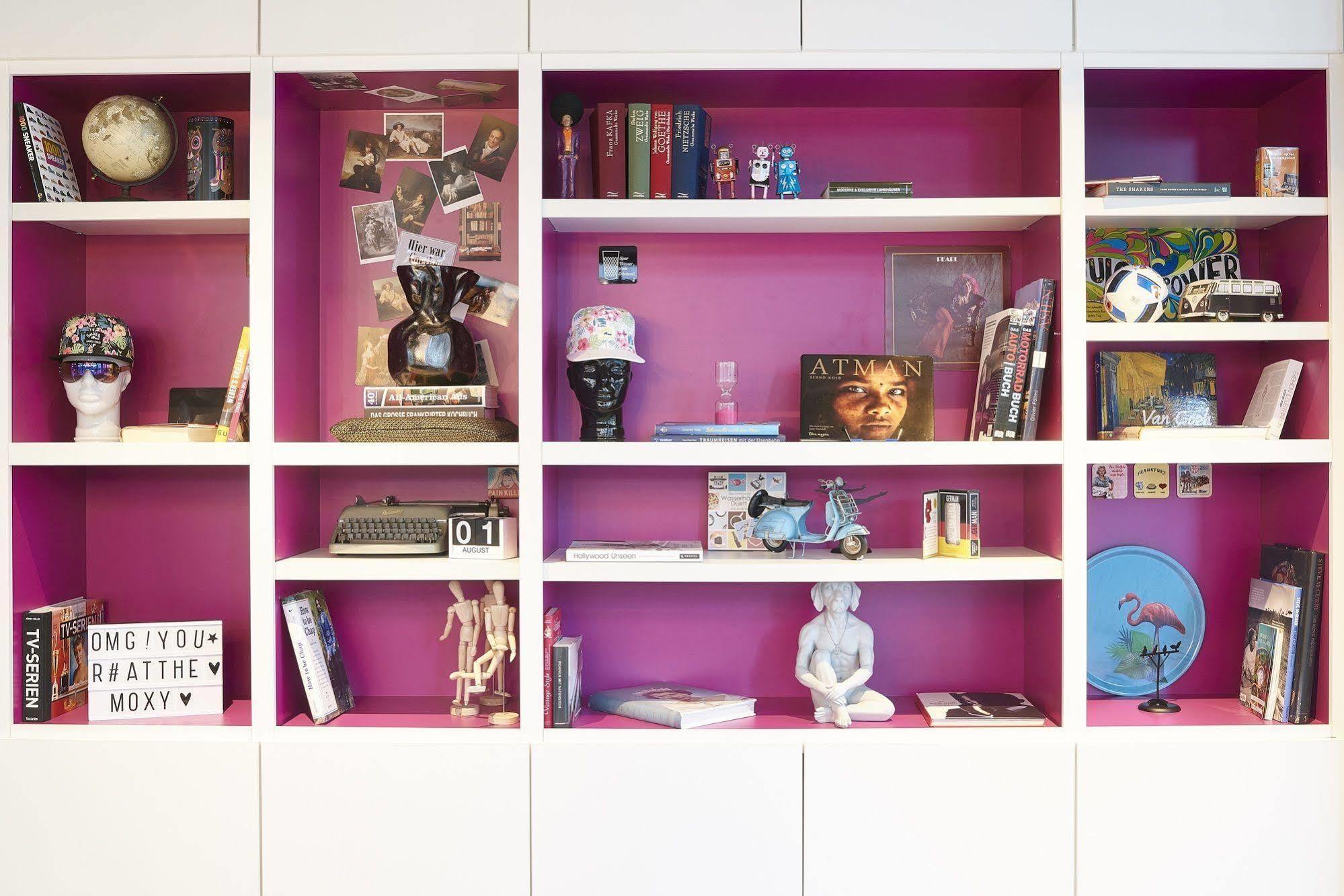 Moxy Frankfurt Airport Hotel Frankfurt am Main Ngoại thất bức ảnh